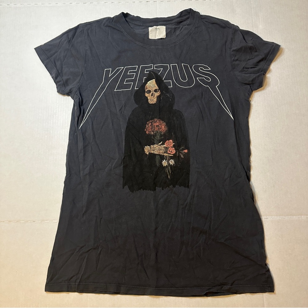 Yeezus tour Reaper Shirt size Small